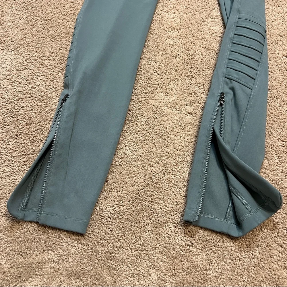 Women’s XS Athleta Delancey Moto Tight Leggings